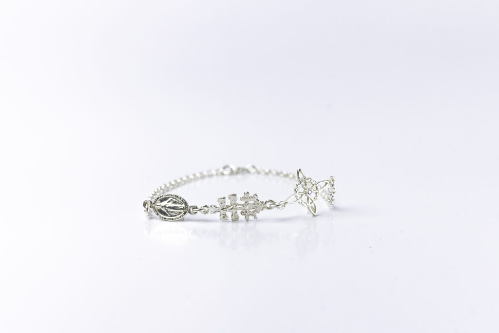 pulsera triple proteccion con milagrosa activada