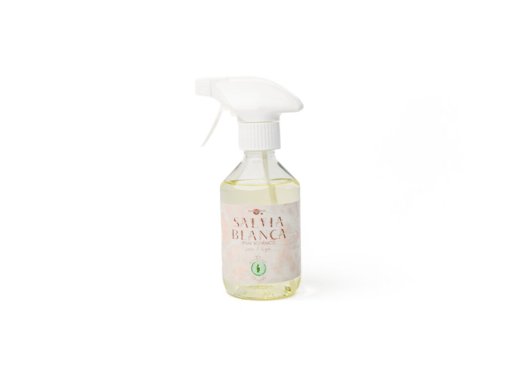 Spray botánico de salvia blanca y té negro