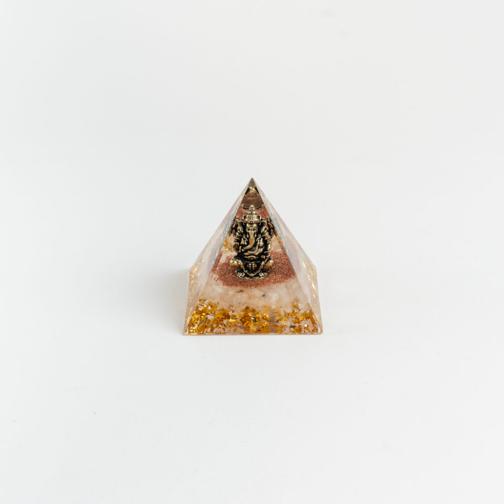 Piramide orgonita ganesha 5 cm
