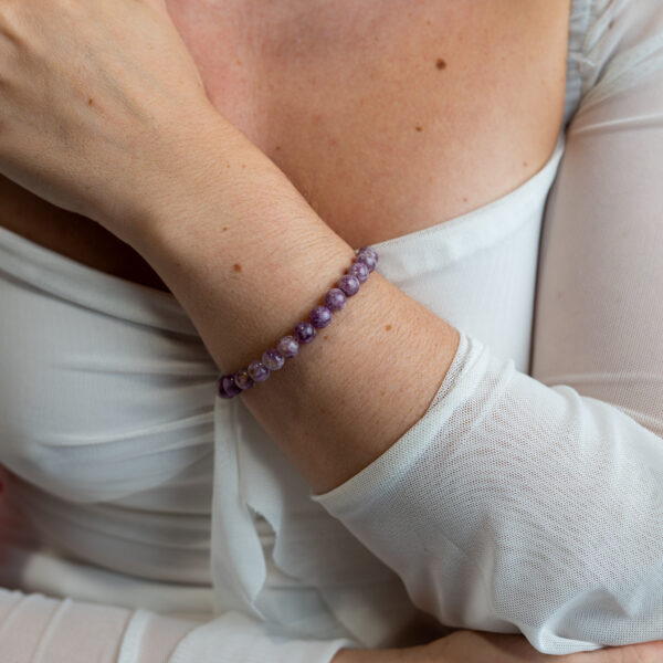 Pulsera  8 mm lepidolita - Imagen 2