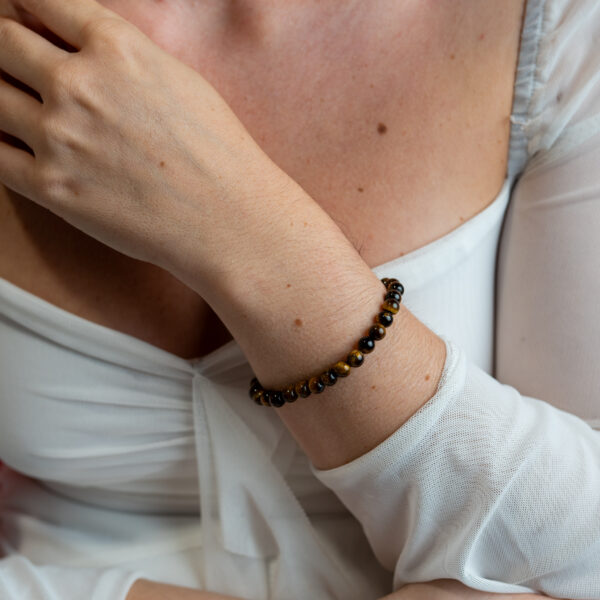 Pulsera de ojo de tigre extra 6 mm - Imagen 2