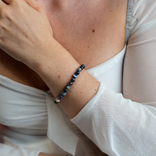 Pulsera de bola de sodalita extra 6 mm - Imagen 2