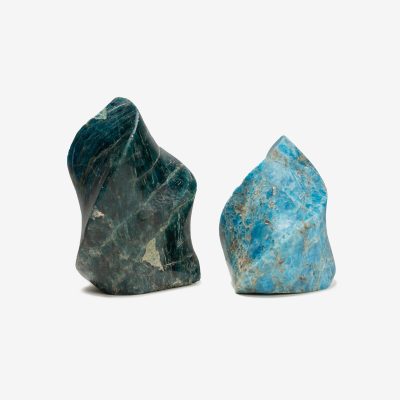 apatito-azul-en-forma-de-llama-mineral
