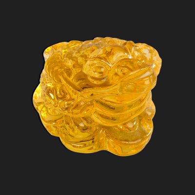 figura-dorada-rana-en-cristal