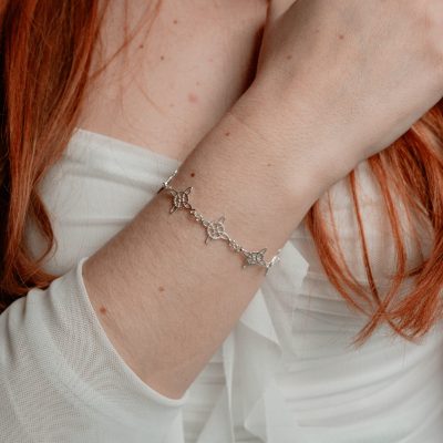 pulsera nudos de bruja modelo